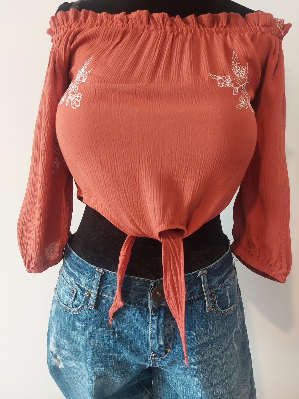 Rebellion Coral Boho Off Shoulder Tie Front Embroidered Crop Top L (runs small)